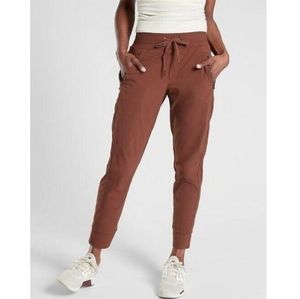 Athleta Trekkie North Jogger in Cognac